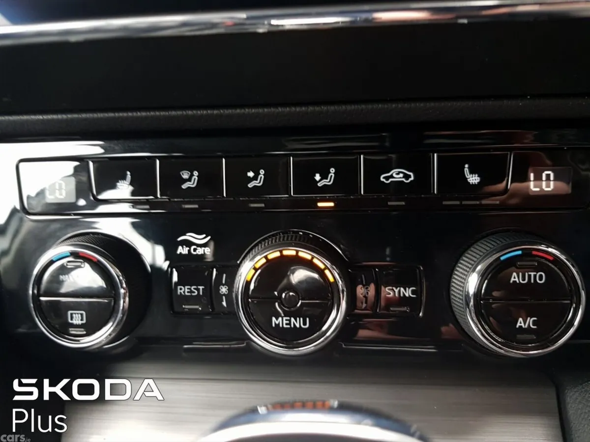 Skoda Superb Saloon, Diesel, 2024, Silver