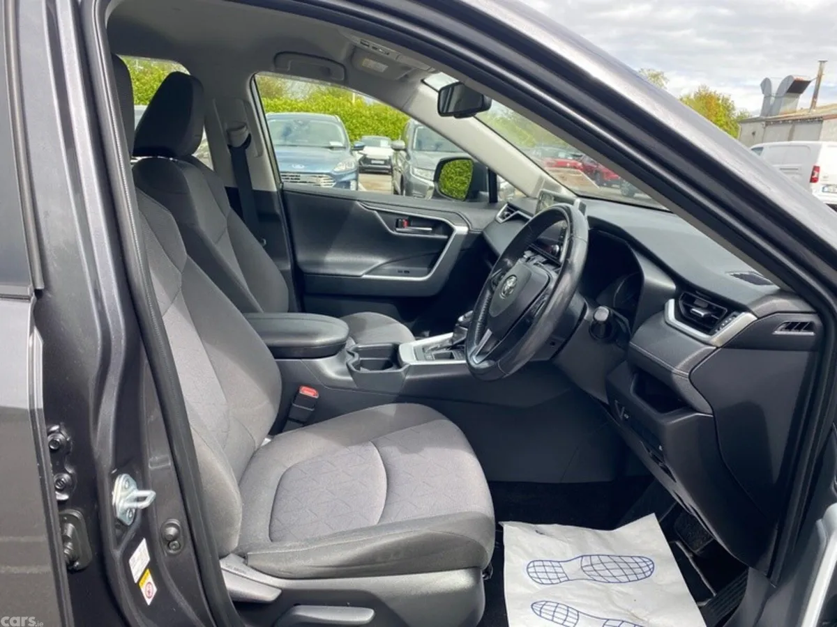 Toyota RAV4 SUV, Petrol Hybrid, 2019, Grey