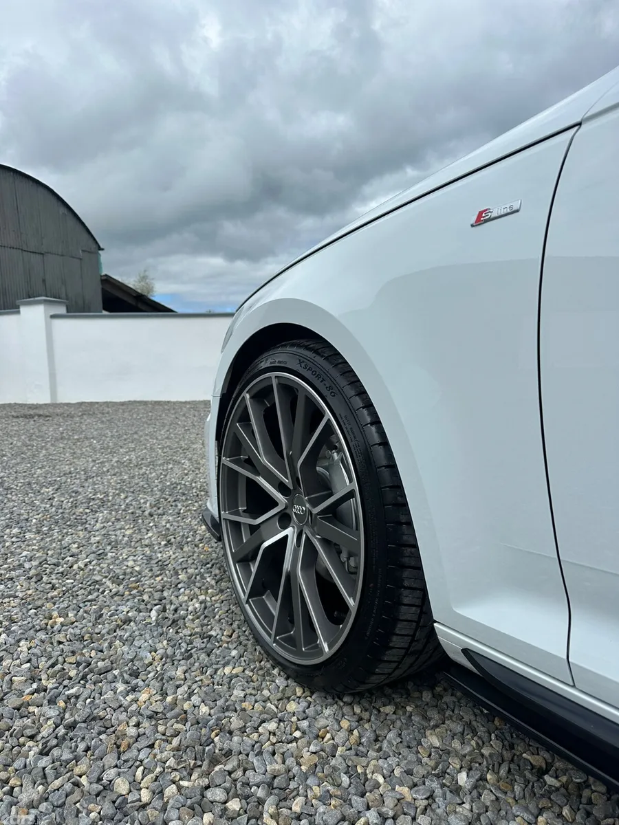 Audi A4 Saloon, Diesel, 2019, White