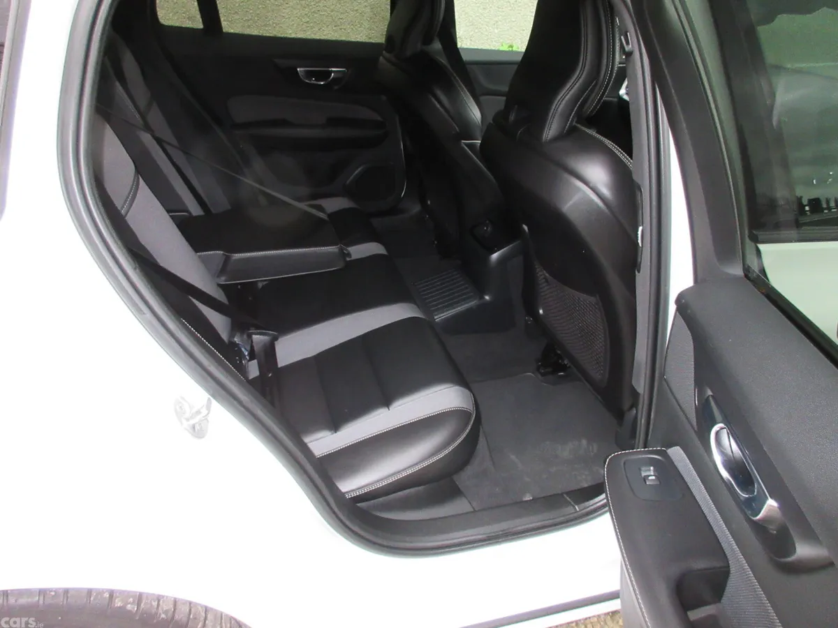Volvo V60 Estate, Petrol Plug-in Hybrid, 2022, White