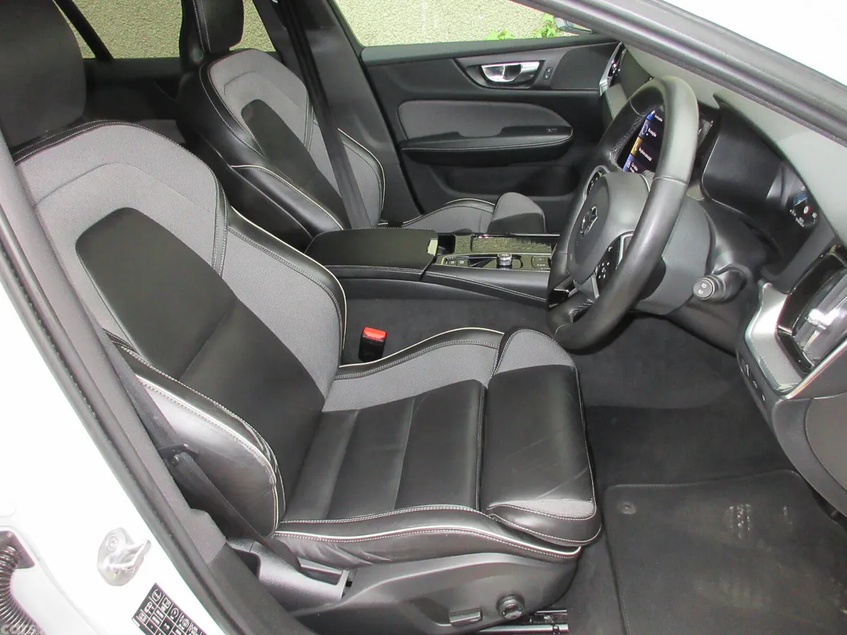 Volvo V60 Estate, Petrol Plug-in Hybrid, 2022, White