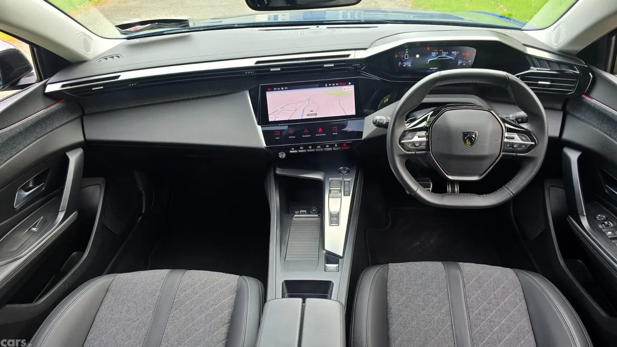 Peugeot 408 Hatchback, Petrol, 2023, Blue