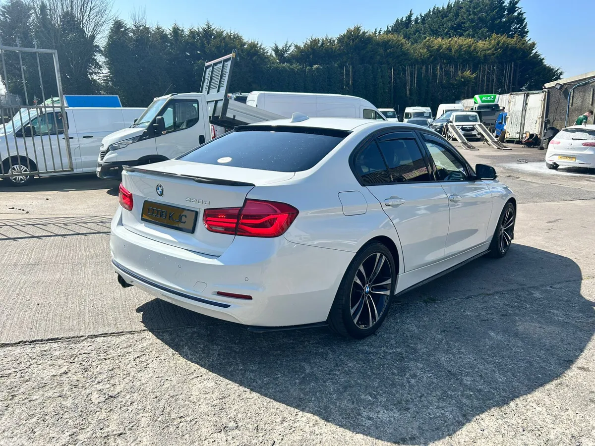 BMW 3-Series Saloon, Diesel, 2018, White