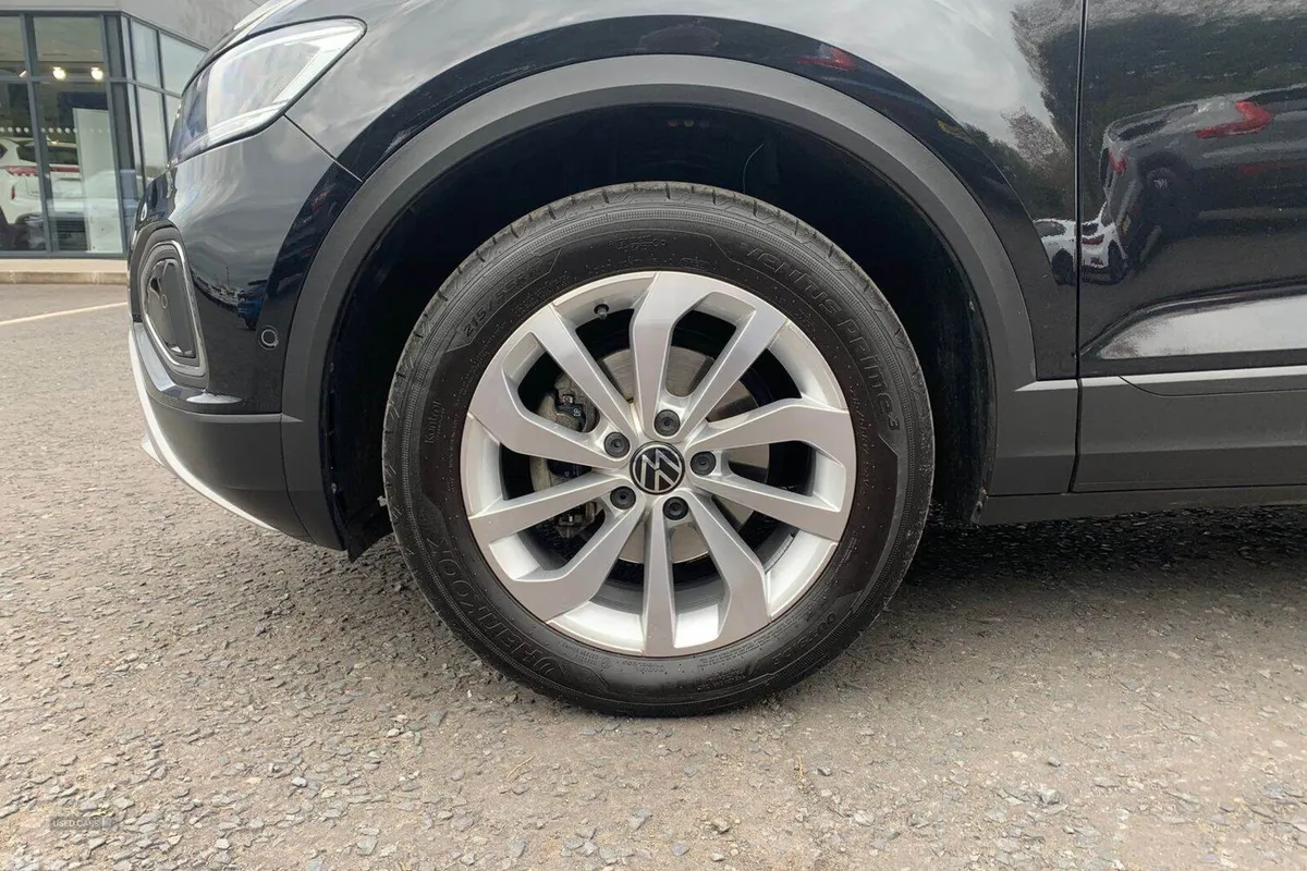 Volkswagen T-Roc SUV, Petrol, 2025, Black
