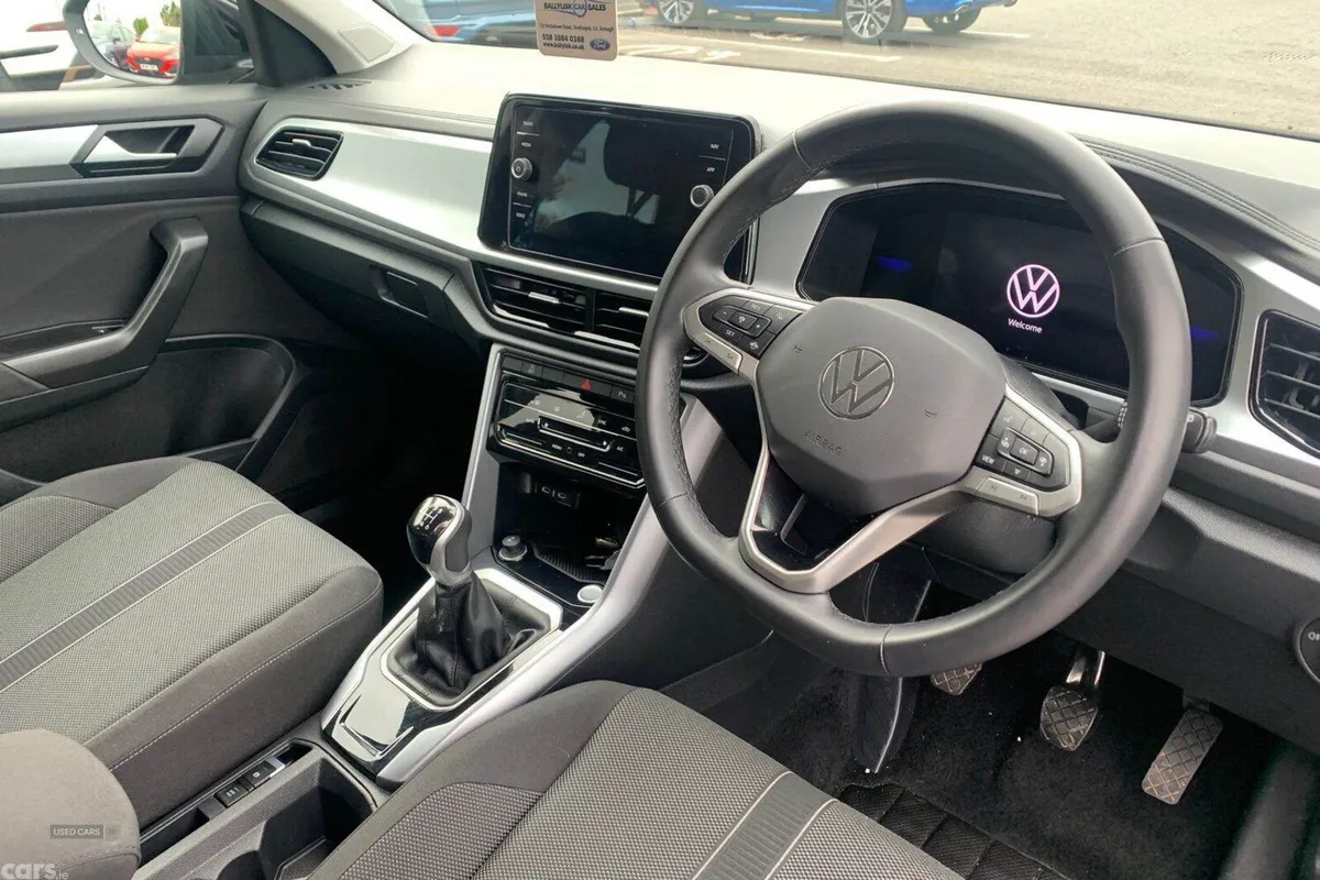 Volkswagen T-Roc SUV, Petrol, 2025, Black