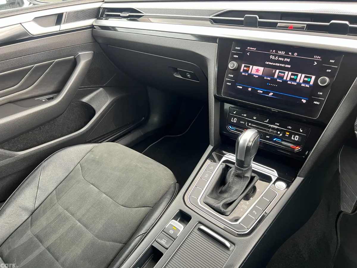 Volkswagen Arteon Estate, Diesel, 2023, Blue