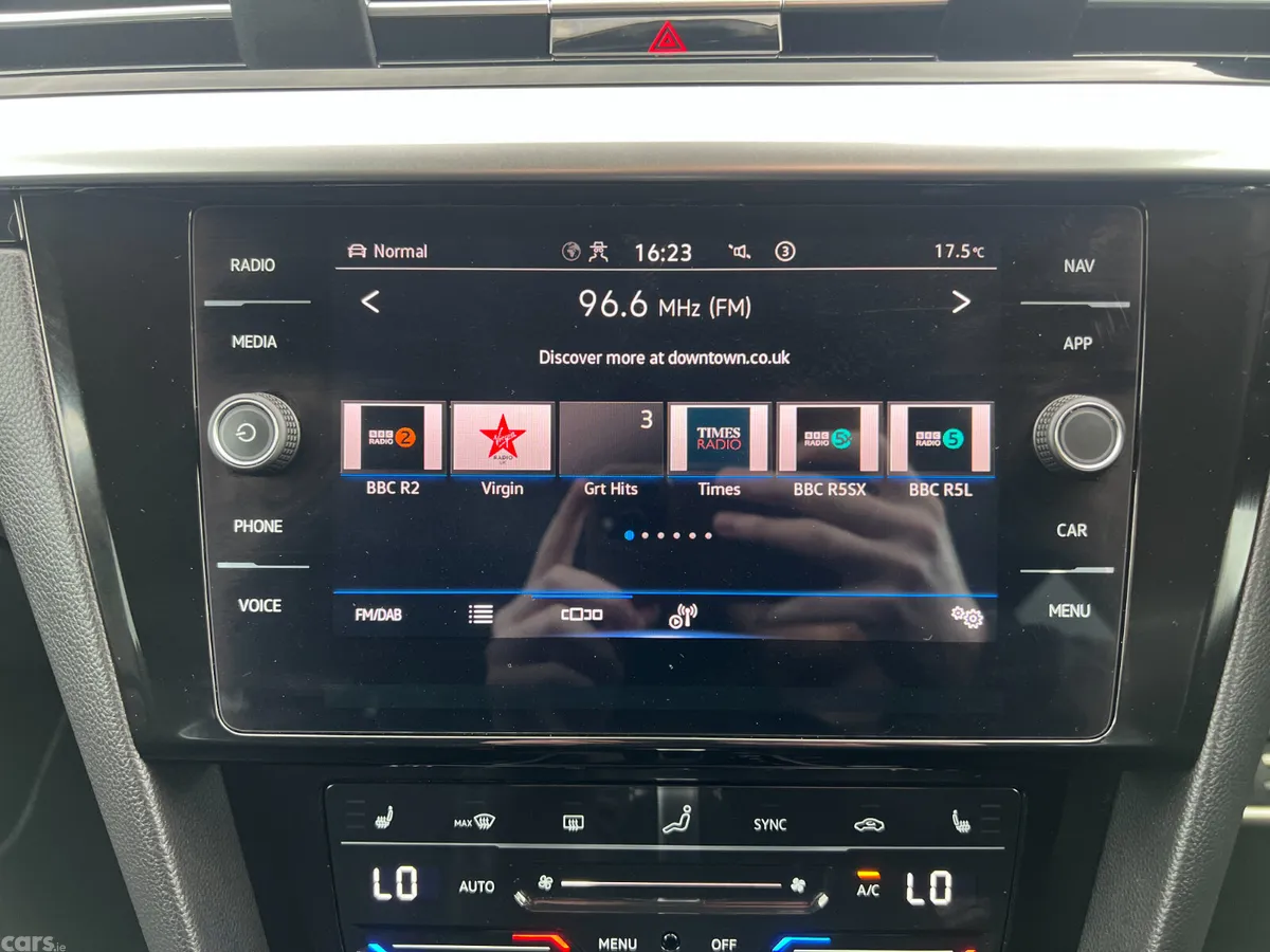 Volkswagen Arteon Estate, Diesel, 2023, Blue