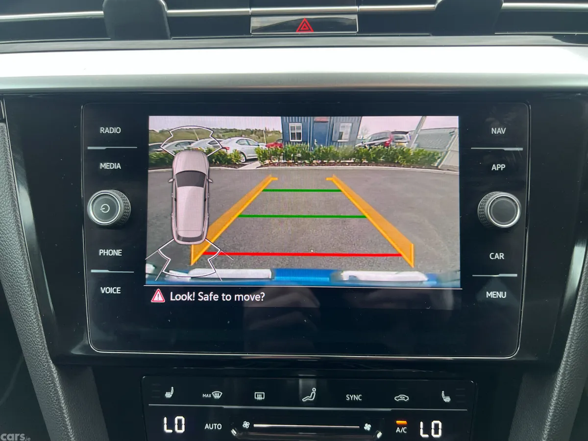 Volkswagen Arteon Estate, Diesel, 2023, Blue