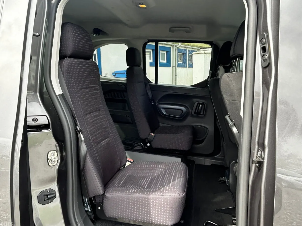Peugeot Rifter MPV, Diesel, 2022, Grey