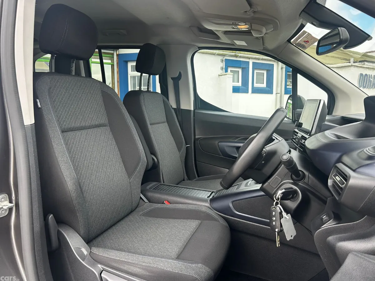 Peugeot Rifter MPV, Diesel, 2022, Grey