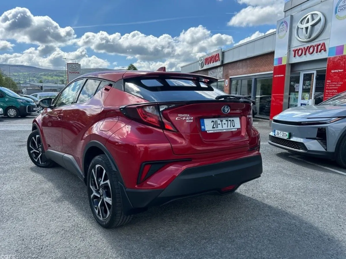 Toyota C-HR SUV, Petrol Hybrid, 2021, Red