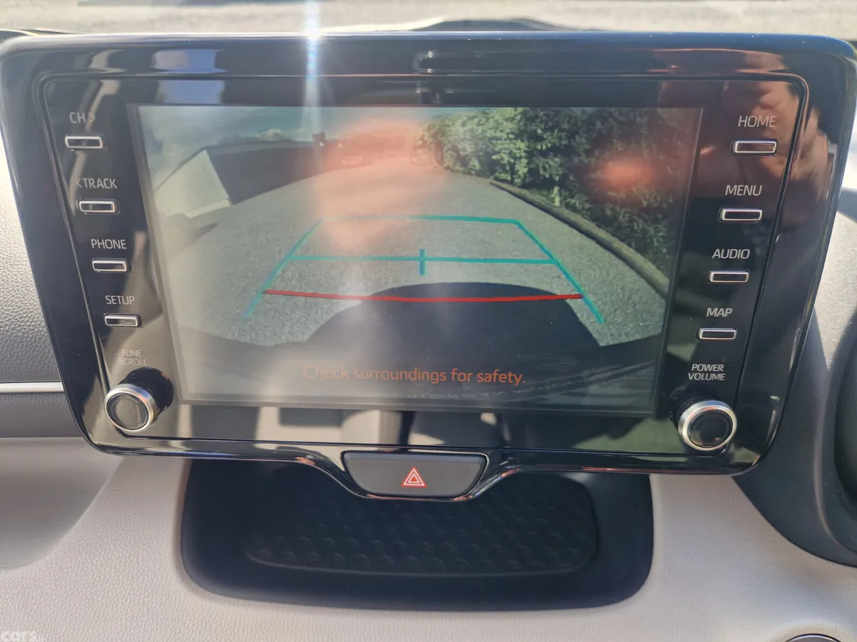 Toyota Yaris Hatchback, Petrol Hybrid, 2021, Red