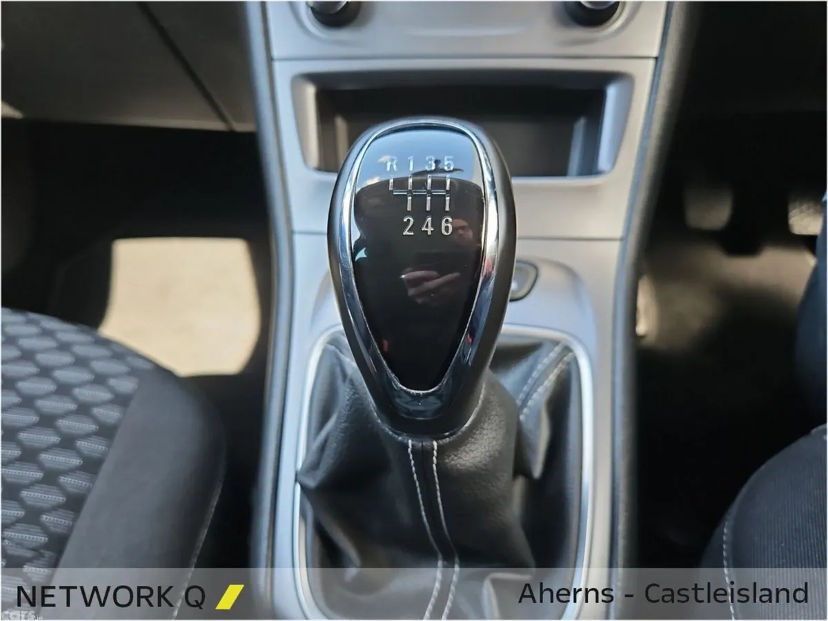 Opel Astra Hatchback, Petrol, 2021, Black