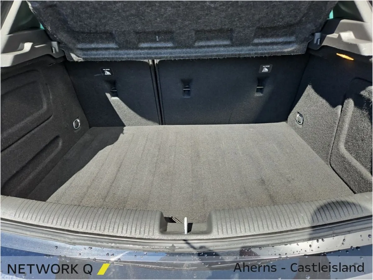 Opel Astra Hatchback, Petrol, 2021, Black