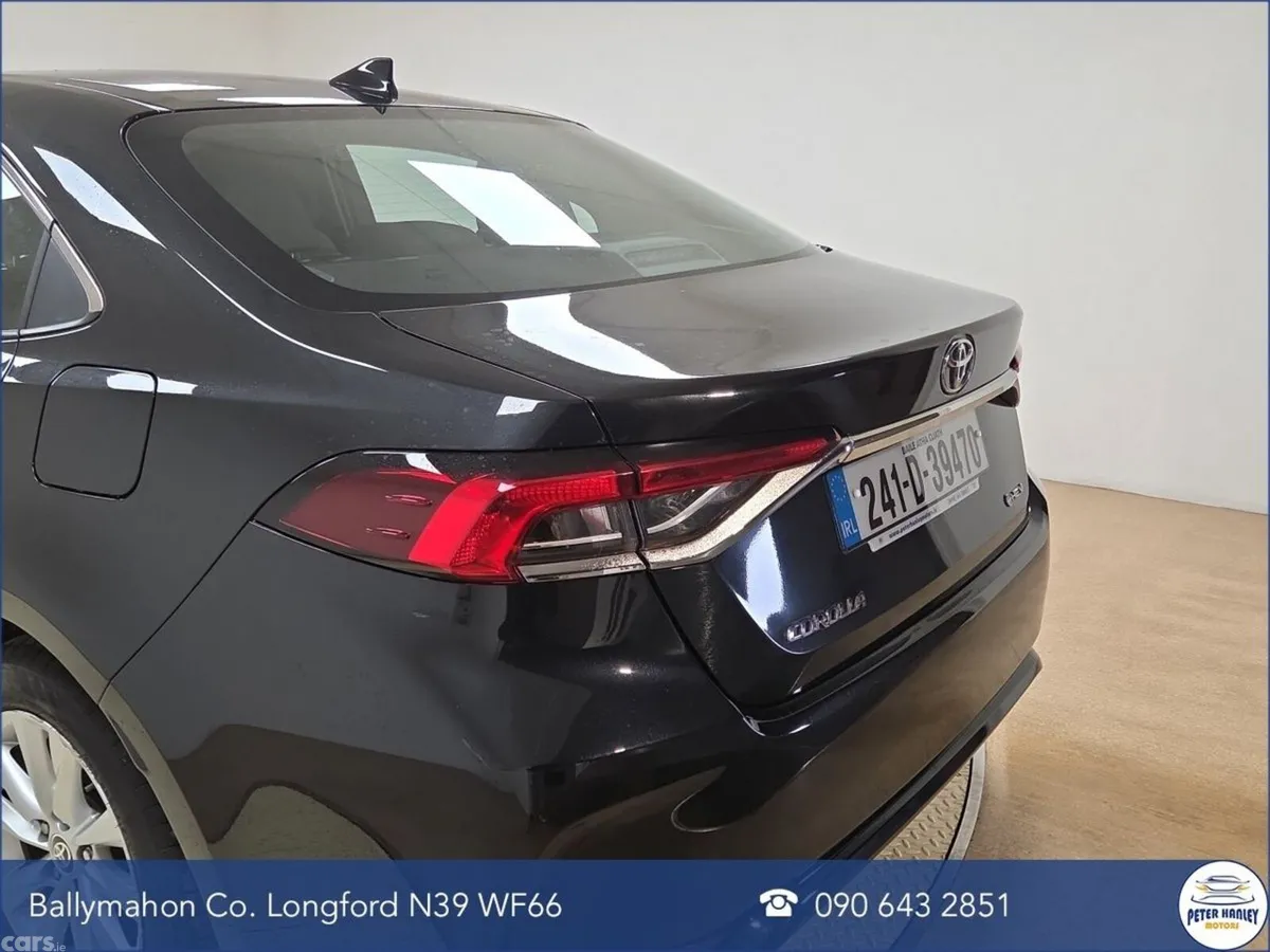 Toyota Corolla Saloon, Petrol Hybrid, 2024, Black