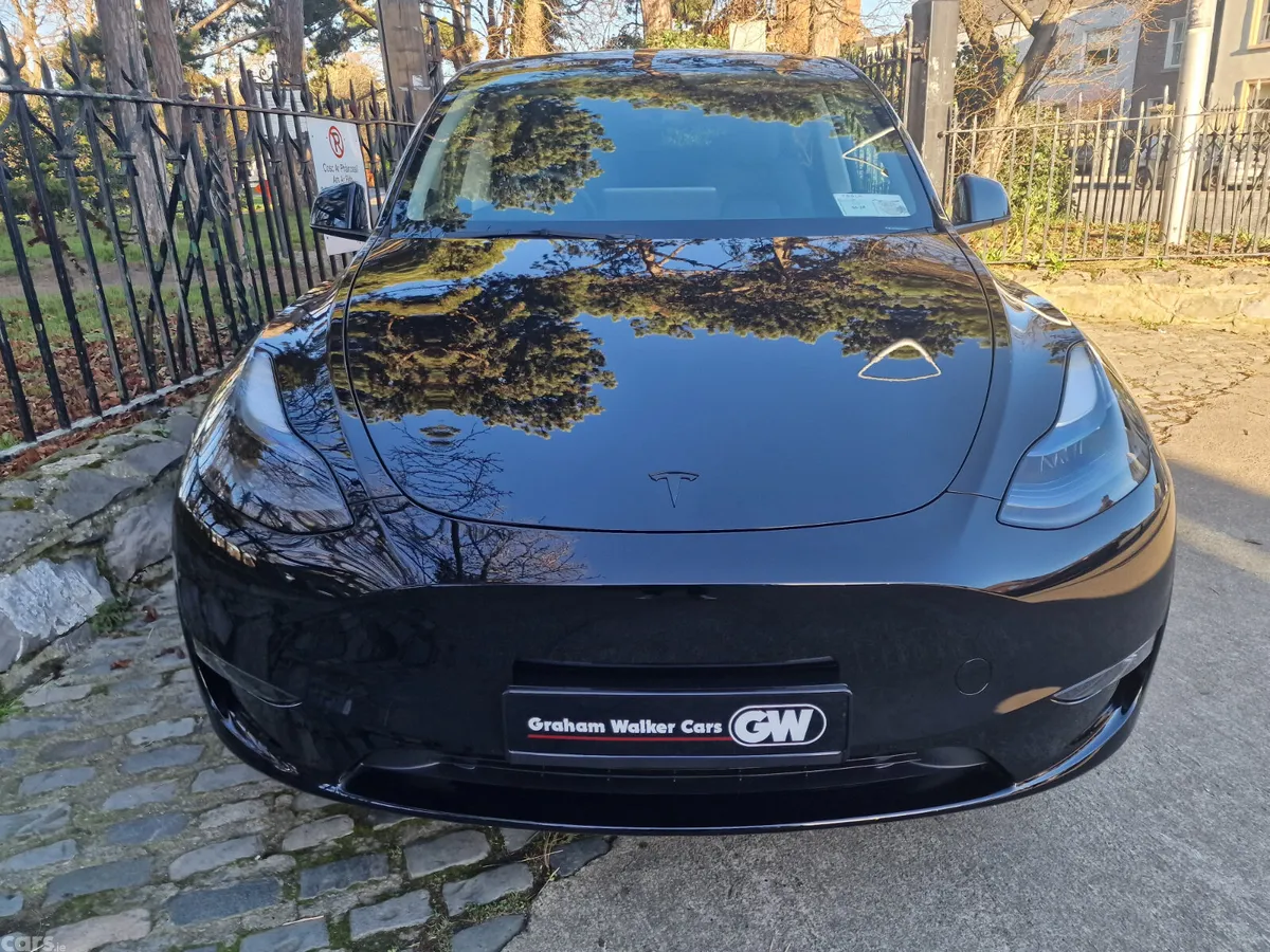 Tesla Model Y MPV, Electric, 2024, Black