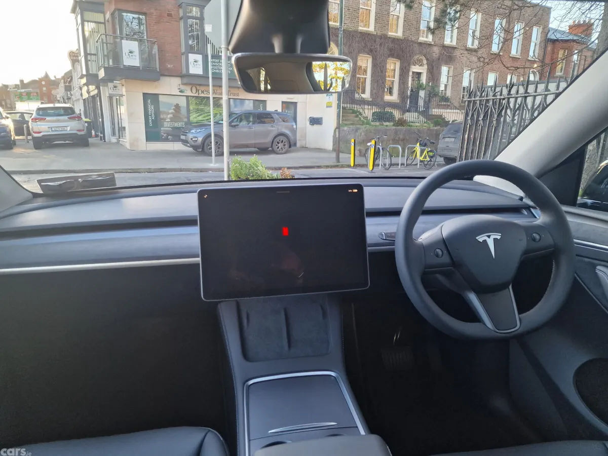 Tesla Model Y MPV, Electric, 2024, Black
