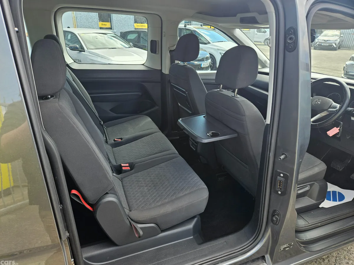 Volkswagen Caddy MPV, Diesel, 2023, Grey