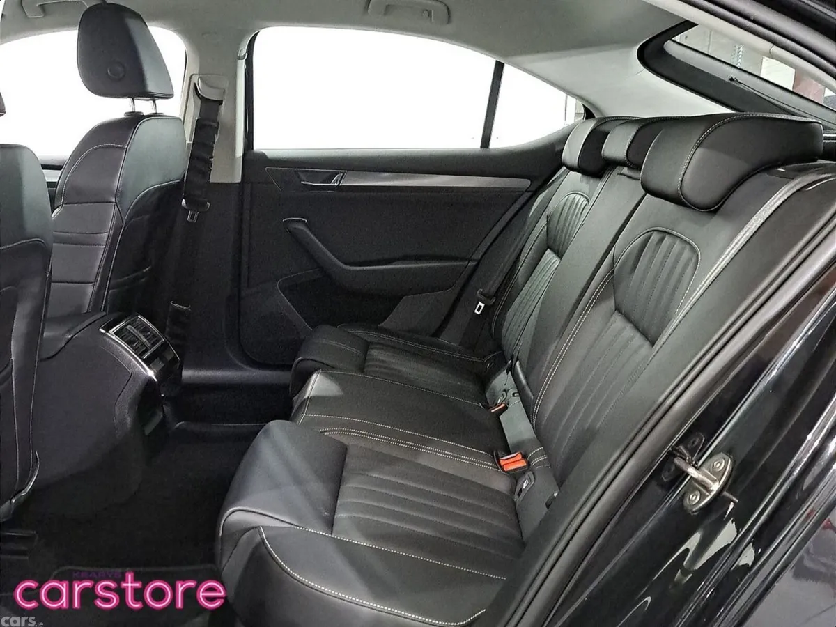 Skoda Superb Saloon, Diesel, 2023, Black