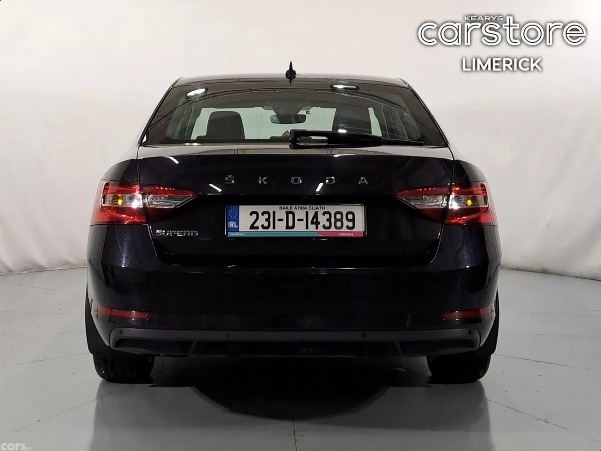 Skoda Superb Saloon, Diesel, 2023, Black