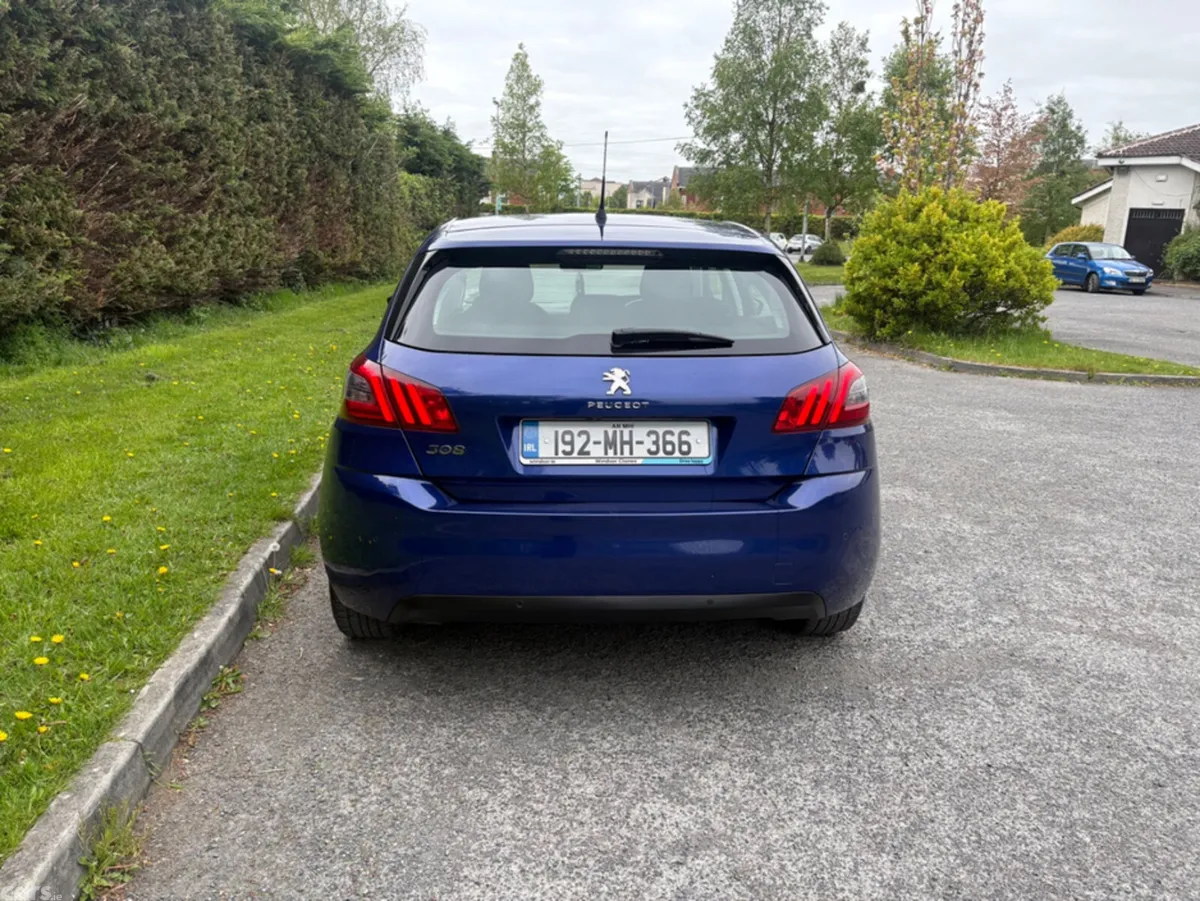 Peugeot 308 Hatchback, Diesel, 2019, Blue