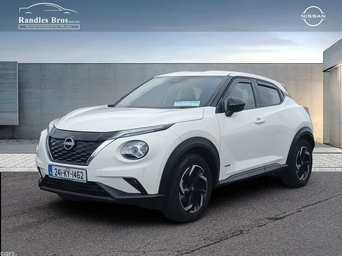 Nissan Juke SUV, Petrol Hybrid, 2024, White