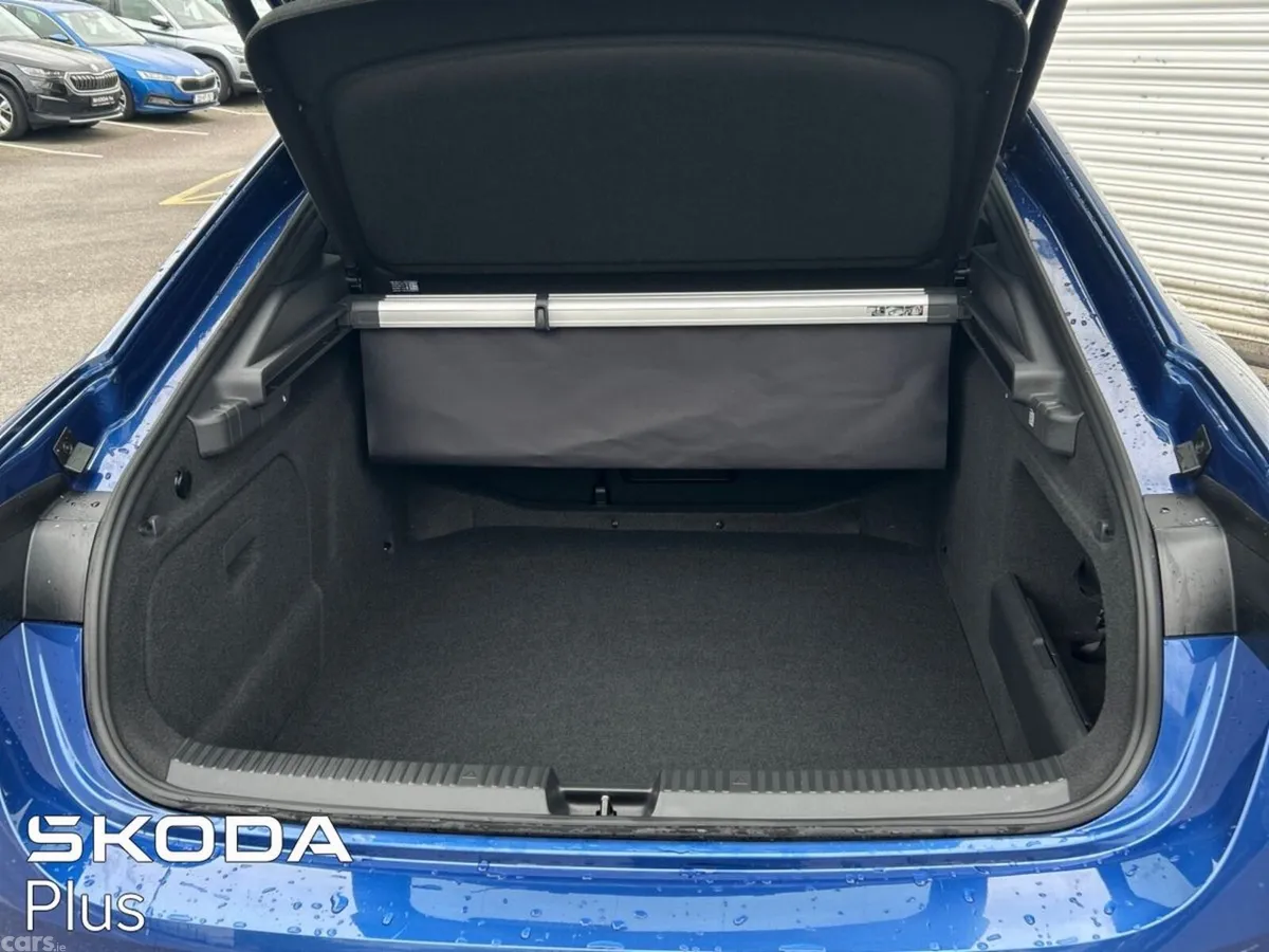 Skoda Superb Saloon, Diesel, 2025, Blue