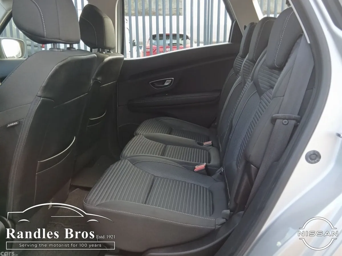 Renault Scenic MPV, Diesel, 2019, Silver