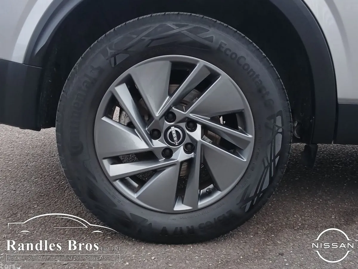 Nissan Qashqai MPV, Petrol, 2025, Grey