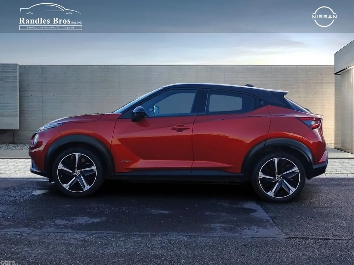 Nissan Juke SUV, Petrol Hybrid, 2024, Red