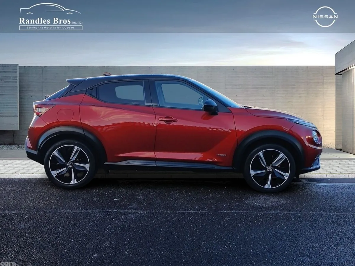 Nissan Juke SUV, Petrol Hybrid, 2024, Red