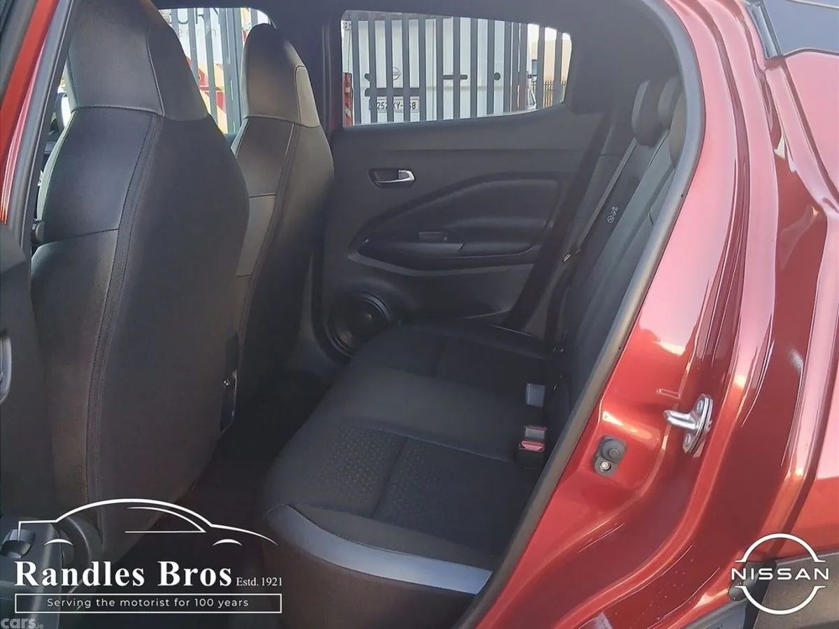 Nissan Juke SUV, Petrol Hybrid, 2024, Red