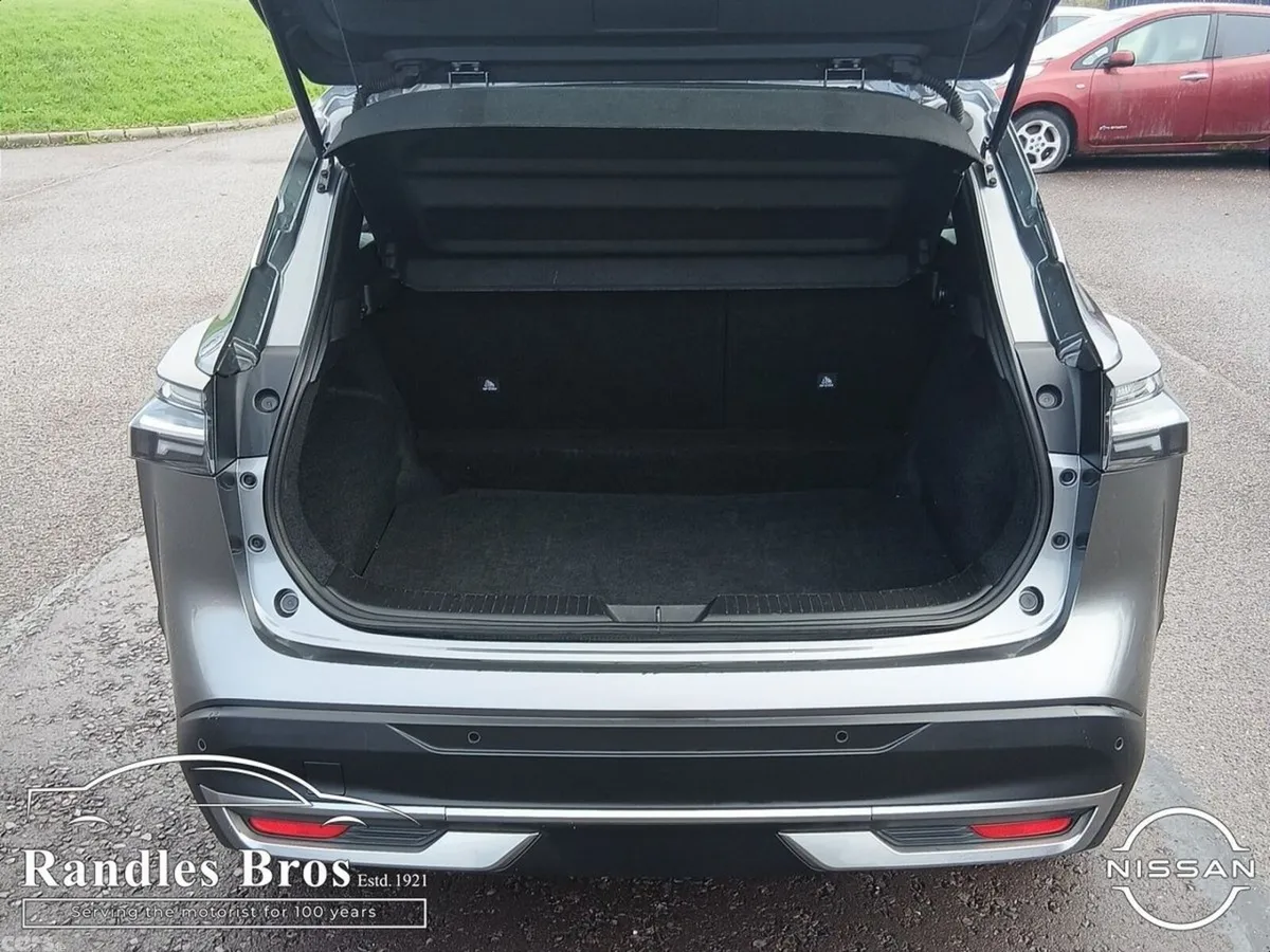 Nissan Qashqai MPV, Petrol Hybrid, 2025, Grey
