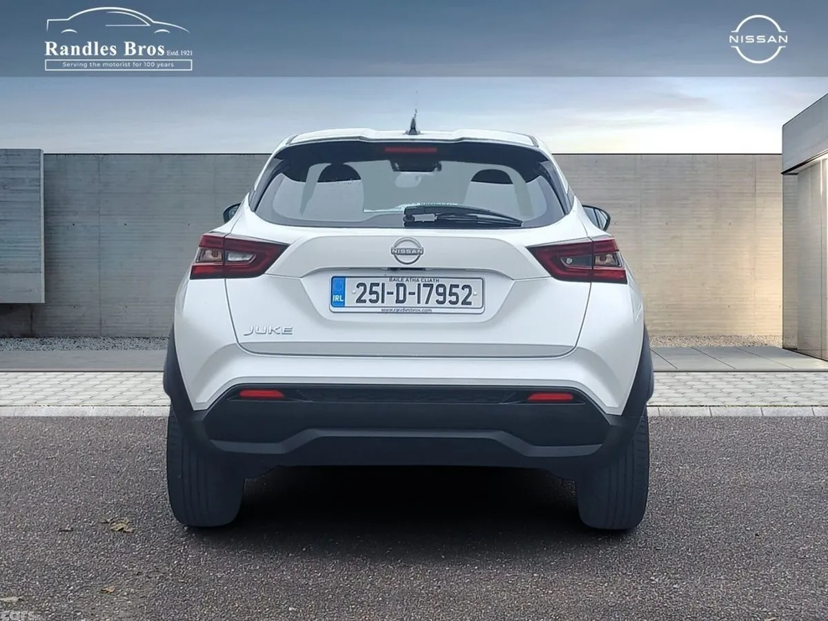 Nissan Juke SUV, Petrol, 2025, White
