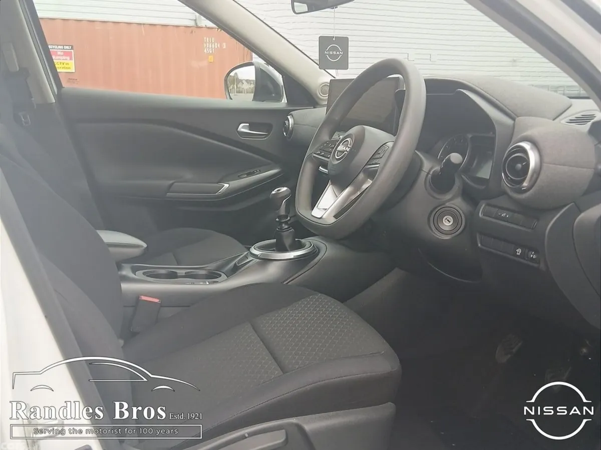 Nissan Juke SUV, Petrol, 2025, White