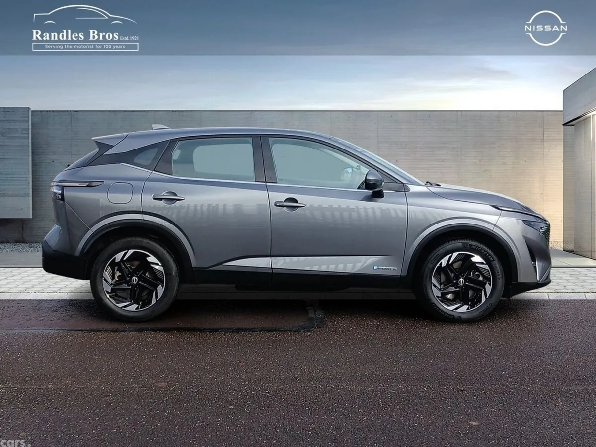 Nissan Qashqai MPV, Petrol Hybrid, 2025, Grey