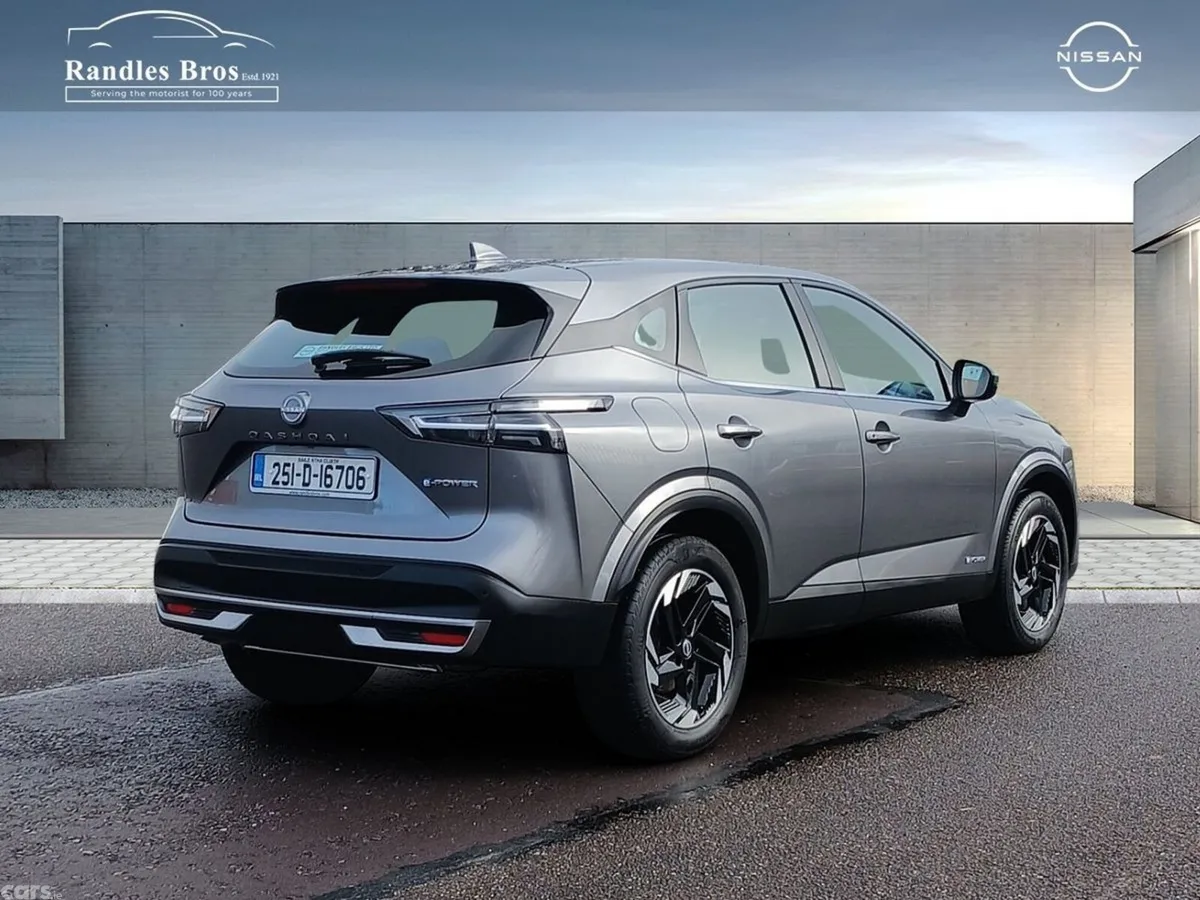 Nissan Qashqai MPV, Petrol Hybrid, 2025, Grey