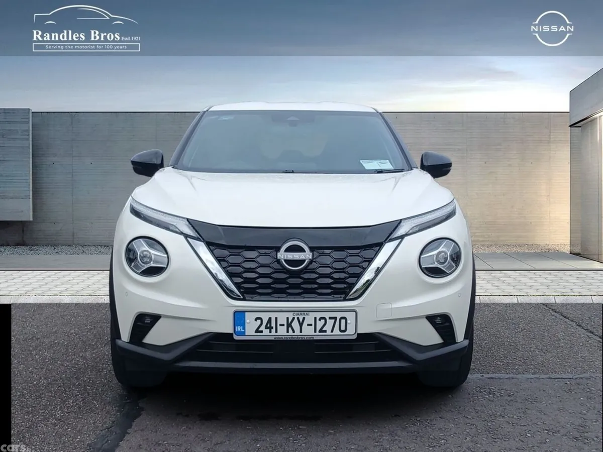 Nissan Juke SUV, Petrol Hybrid, 2024, White