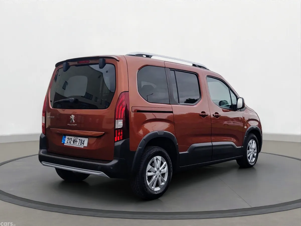 Peugeot Rifter MPV, Diesel, 2021, Brown