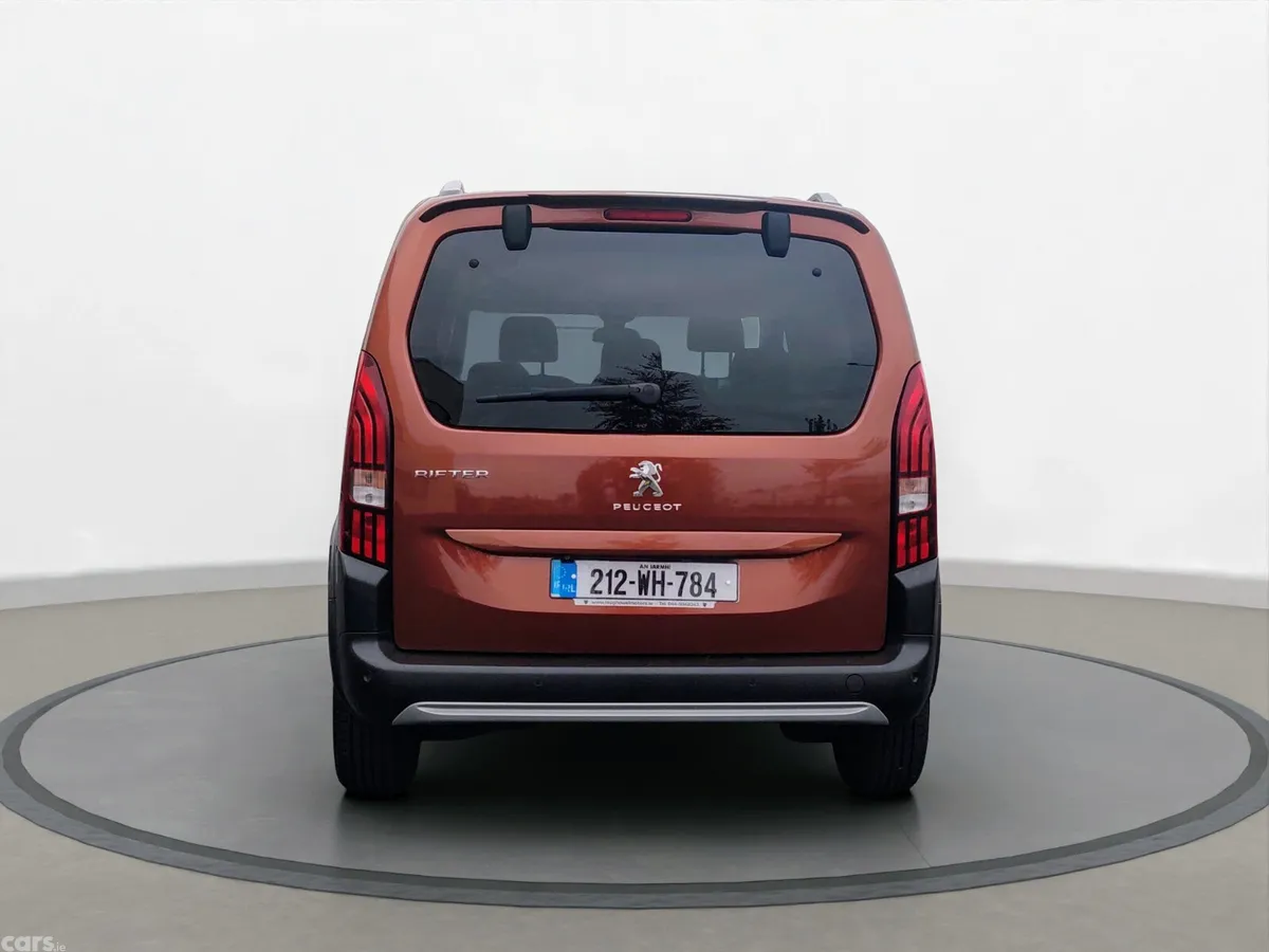 Peugeot Rifter MPV, Diesel, 2021, Brown