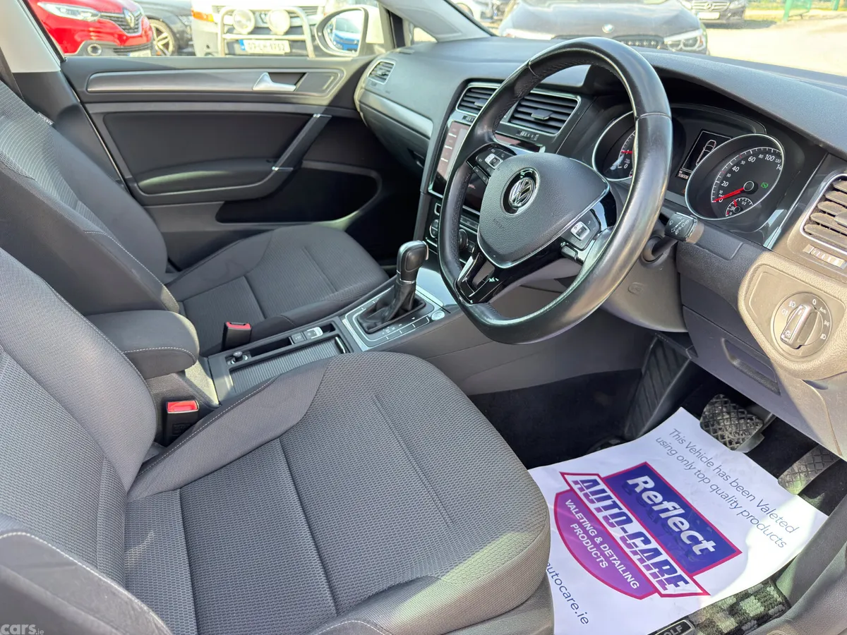 Volkswagen Golf Estate, Petrol, 2017, White