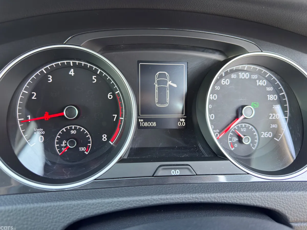 Volkswagen Golf Estate, Petrol, 2017, White