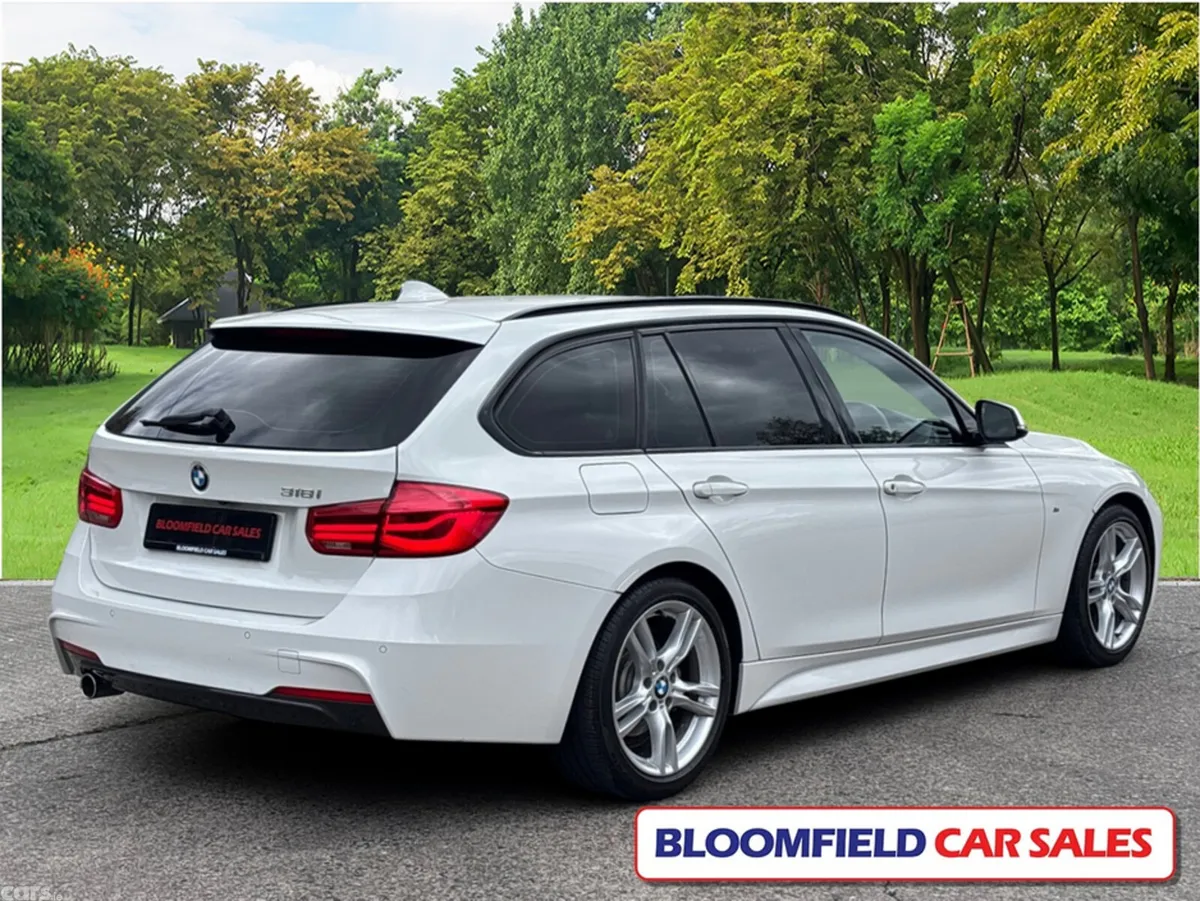 BMW 3-Series Estate, Petrol, 2018, White