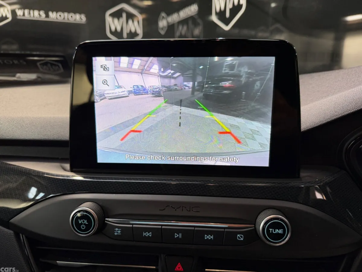 Ford Focus Hatchback, Petrol, 2019, Grey