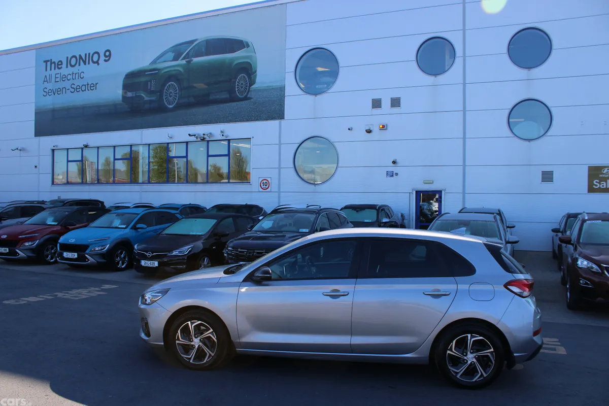 Hyundai i30 Hatchback, Diesel, 2022, Grey