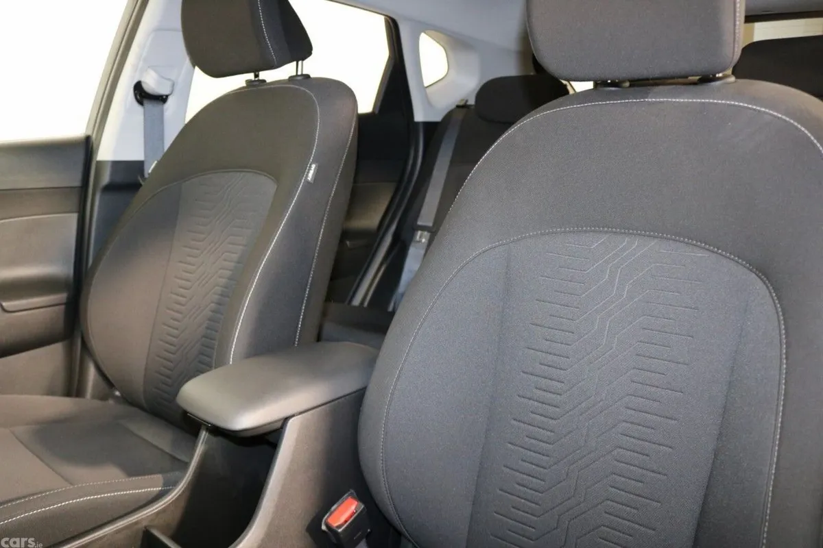 Hyundai KONA MPV, Electric, 2024, Grey