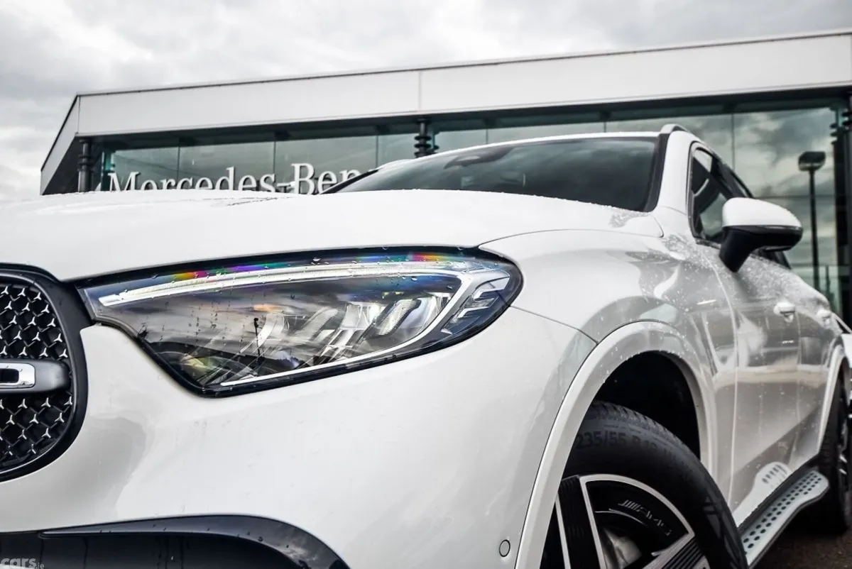 Mercedes-Benz GLC SUV, Diesel Plug-in Hybrid, 2023, White