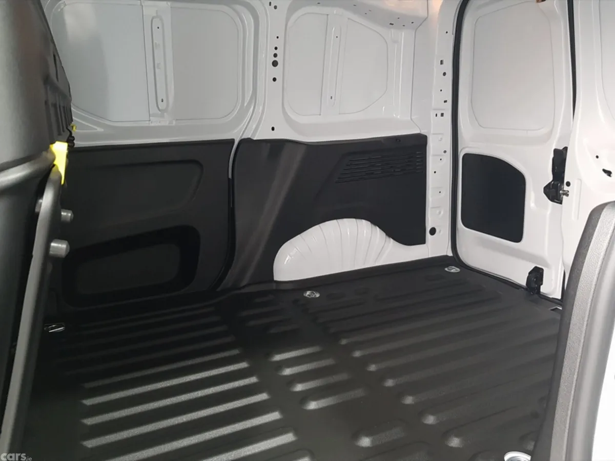 Citroen Berlingo Van, Diesel, 2026, White