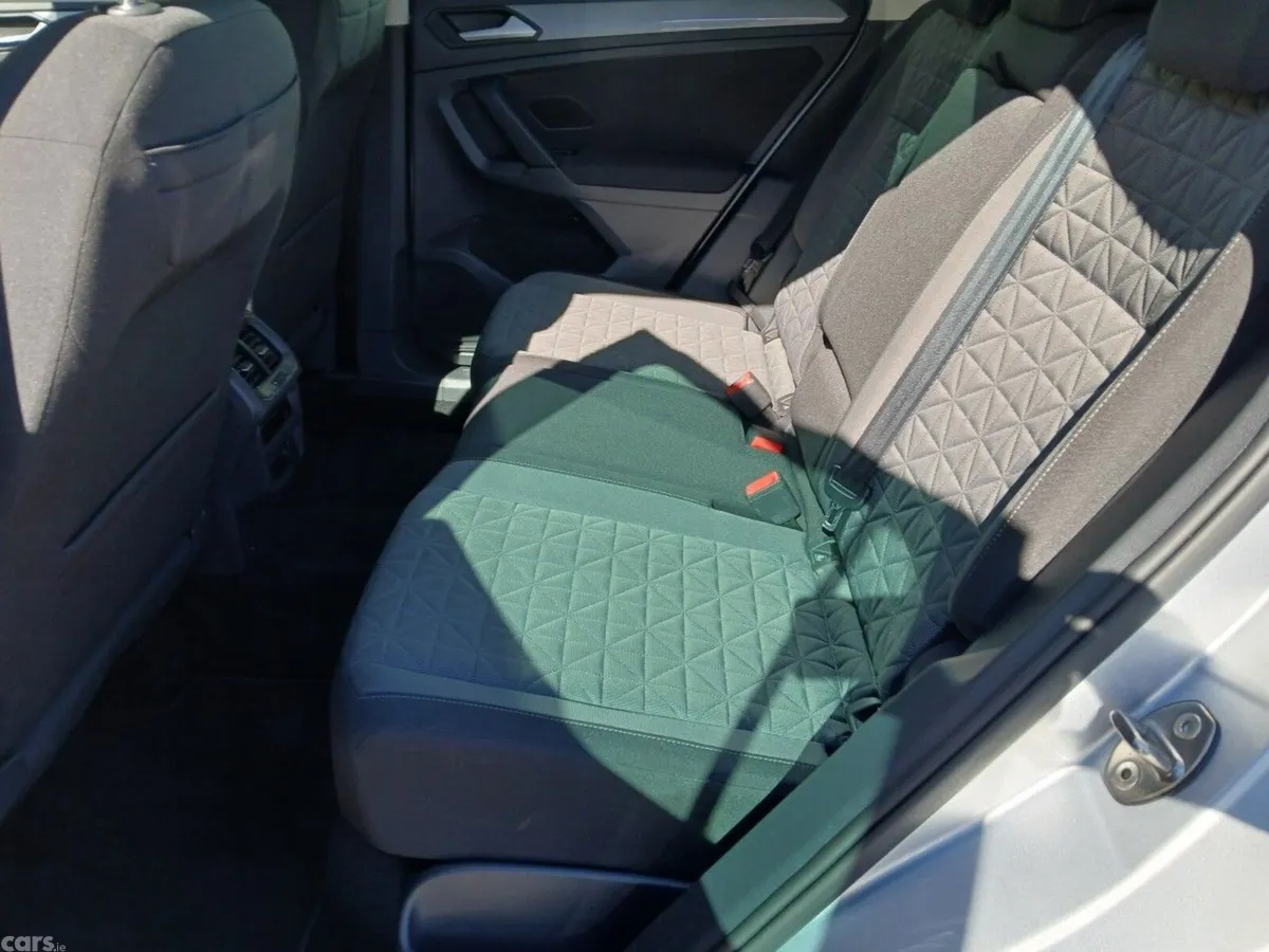 Volkswagen Tiguan SUV, Diesel, 2022, Silver