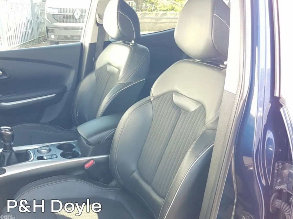 Renault Kadjar SUV, Diesel, 2016, Blue
